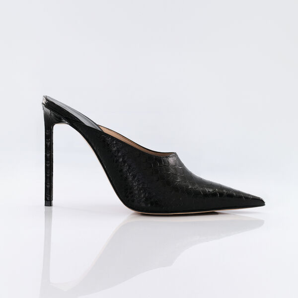 WOMEN'S SHOES
